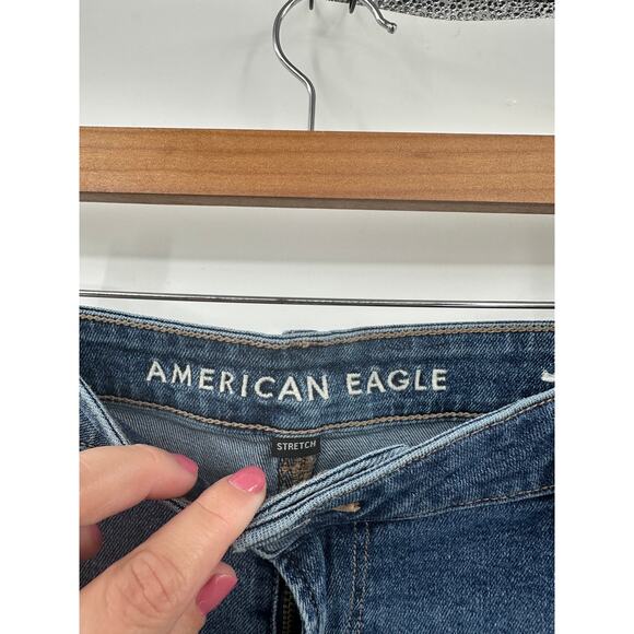 American Eagle Stretch Mom Jean Solid Blue Stretch Denim Size 18 Regular - Picture 4 of 12